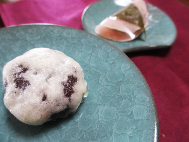 桜餅　関東風と関西風