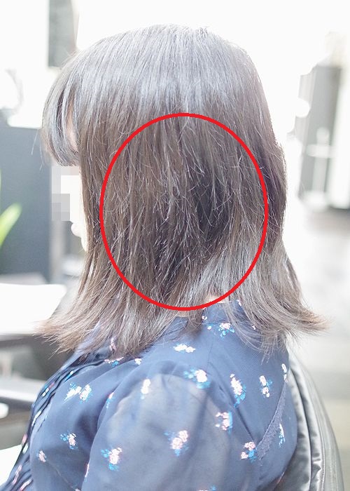髪の毛が跳ねるのは 癖のせいだけじゃなく梳き過ぎのカットが原因 カットで修正と丸みを出し大人っぽく 神戸市須磨区の美容室 アトリエヘアウインズのサロンスタイル オーナー坂下のブログ