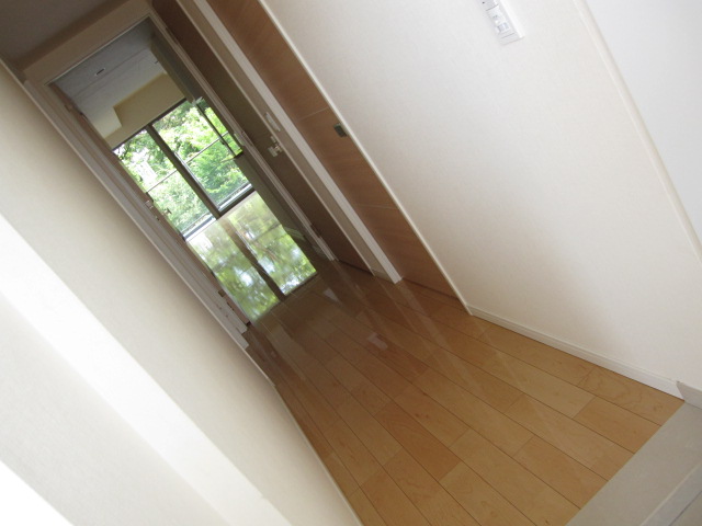 東京都立川市　フローリング床ワックス掛け清掃　作業完了後　１